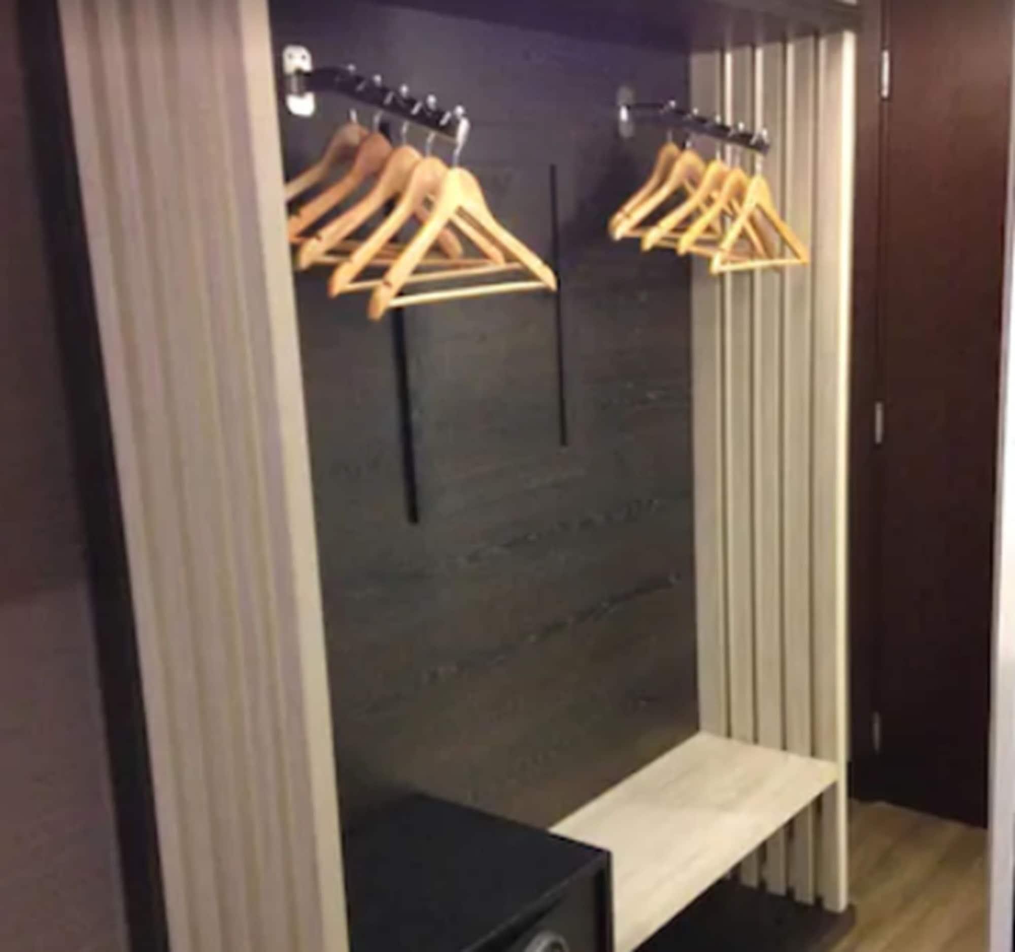 Hotel Atlantico Prime Rio de Janeiro Exterior foto A wardrobe in a hotel room
