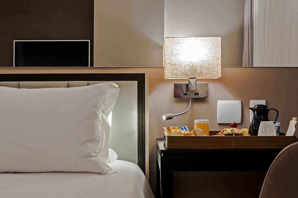 Hotel Atlantico Prime Rio de Janeiro Exterior foto Room in a luxury hotel